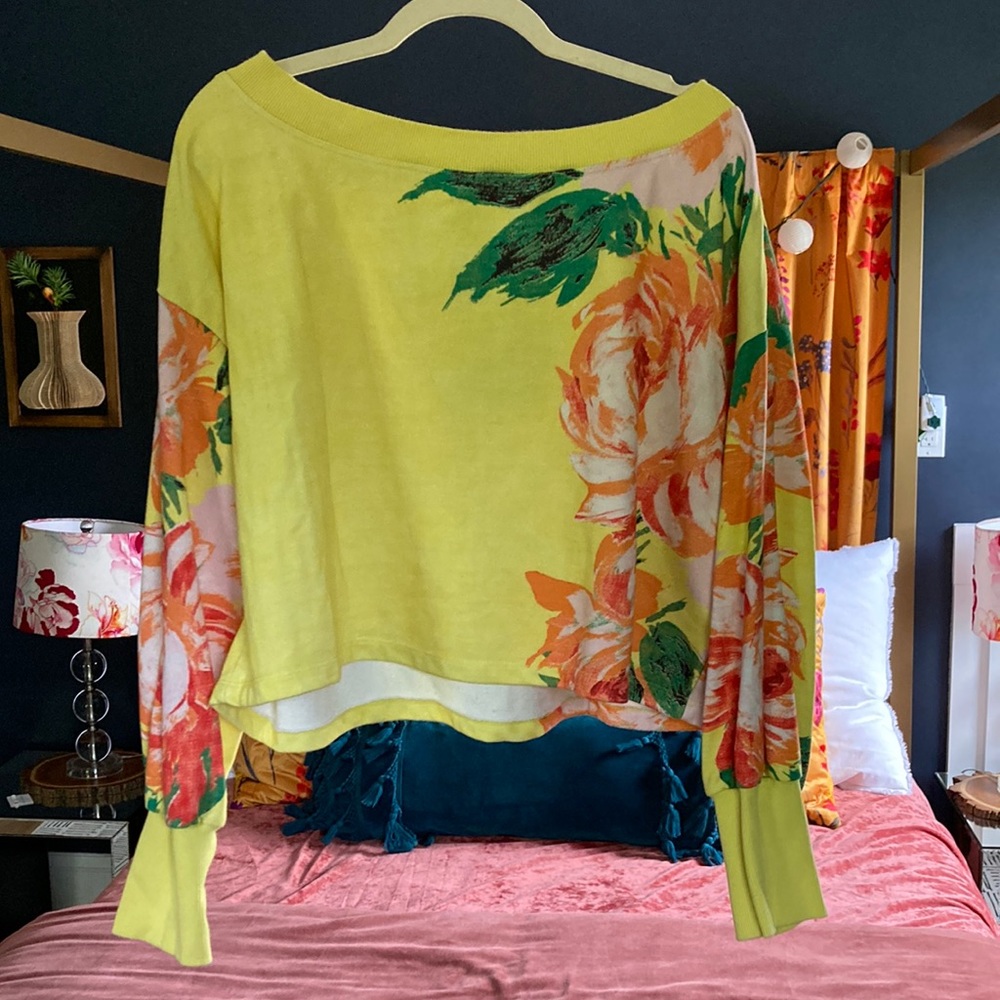 Anthropologie floral cropped sweatshirt